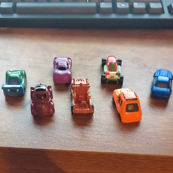 Disney Pixar Cars Micro Figurine Set - 7 Pieces - Stationary Collection - Picture 6 of 9